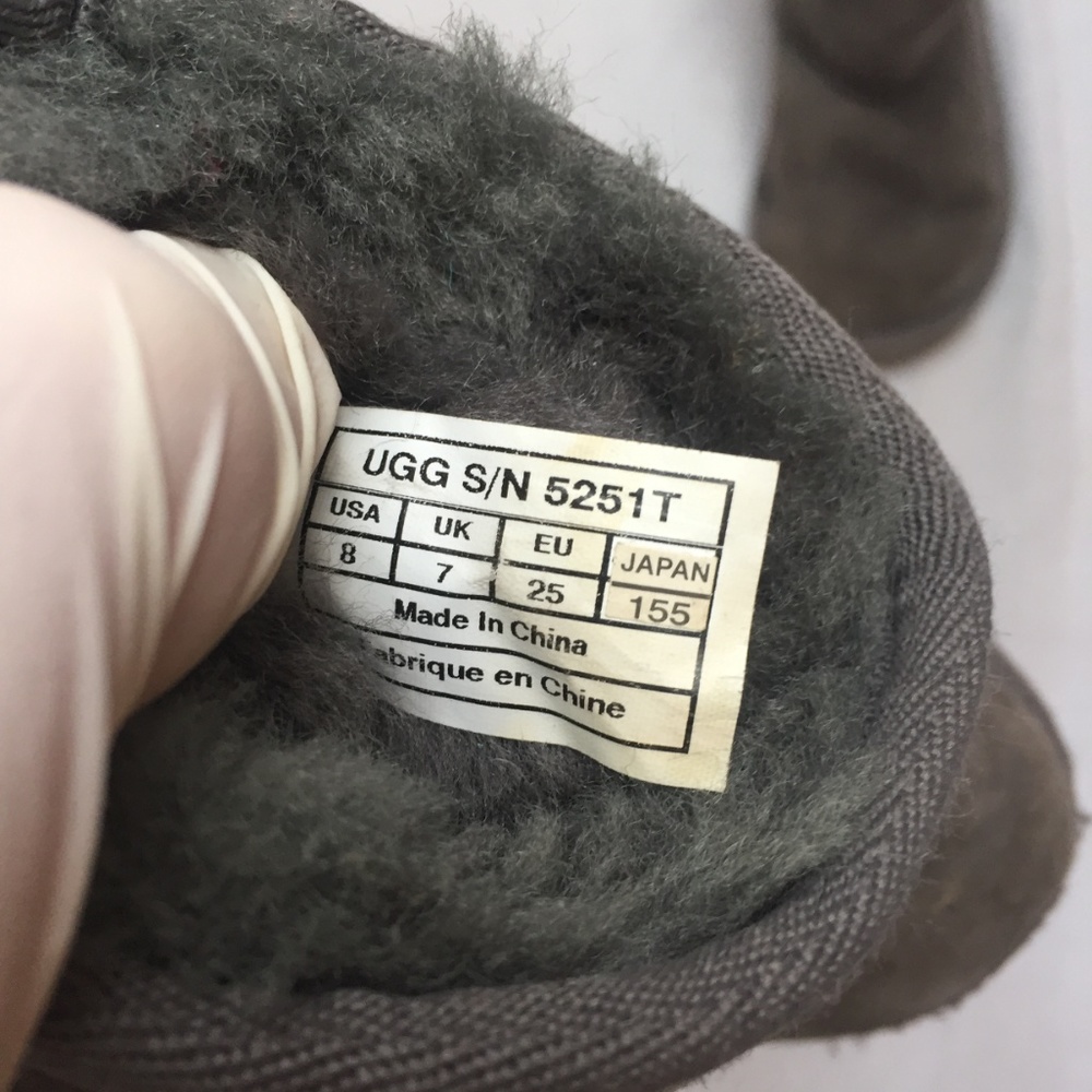 Toddler - Mini UGG Gray Boots Size: 8 - Picture 7 of 8